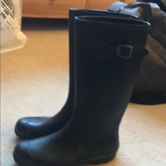 Black Kamik Olivia Rain Boots - Picture 3 of 3